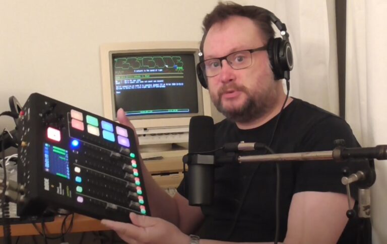 A picture of DJ Daemon.